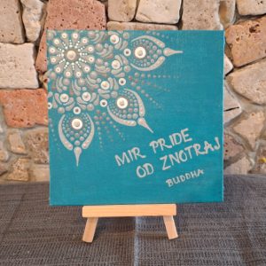 mandala na stojalu